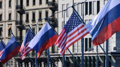 Джозеф Байден - Джо Байден - Сенаторы США призывают Байдена выслать из страны 300 российских дипломатов - vchaspik.ua - Москва - Россия - США - Украина