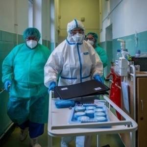 Коронавирус в Украине: за сутки выявили более 12,5 тыс. случаев - reporter-ua.com - Украина - Киев - Волынская обл. - Днепропетровская обл. - Винницкая обл.