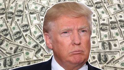 Дональд Трамп - Впервые за 25 лет Трамп не попал в список богатейших американцев — Forbes - sharij.net - США