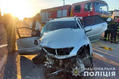 Lexus - На Украине Lexus протаранил автомобиль с военными - lenta.ru - Украина - Одесса - Одесская обл.