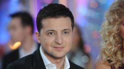 Владимир Зеленский - “Мир начал его пинать”: на Украине предрекли судьбу Зеленского как президента - newzfeed.ru - Украина