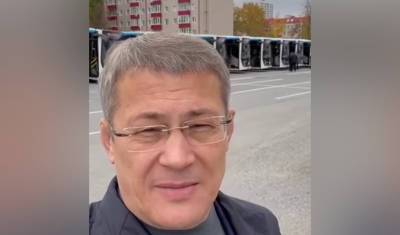 Радий Хабиров - В Башкирии закупили 220 пассажирских автобусов, + 140 новых автобусов получили школы - mkset.ru - Башкирия
