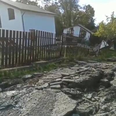 Алексей Копайгородский - Власти обследуют жилые дома, повреждённые оползнем в Сергей-Поле - radiomayak.ru - Сочи