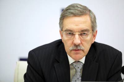 Александр Шишлов - Александр Шишлов досрочно сложил полномочия городского омбудсмена - spb.mk.ru - Россия - Санкт-Петербург