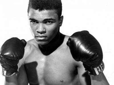 Али - Рисунки боксера Мухаммеда Али продали на аукционе почти за 1 млн долларов - unn.com.ua - США - Украина - Киев - Нью-Йорк - штат Миссисипи