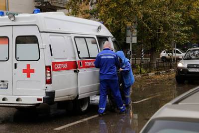 В России школьница пыталась убить себя на стриме с подначивавшими ее зрителями - lenta.ru - Россия - Саратов - район Ленинский, Саратов