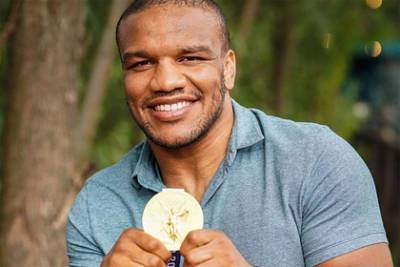 Жан Беленюк - Чернокожий олимпийский чемпион с Украины продаст золотую медаль Игр - lenta.ru - Украина - Киев - Токио - Венгрия