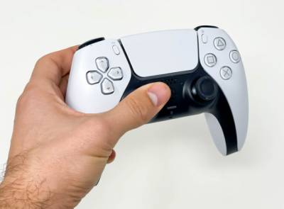 В России выпустили золотую игровую приставку Sony Playstation 5 стоимостью 23 млн руб - actualnews.org - Россия