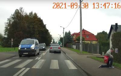 Водитель BMW чуть не сбил пешехода и получил мгновеннную карму - zr.ru - Польша