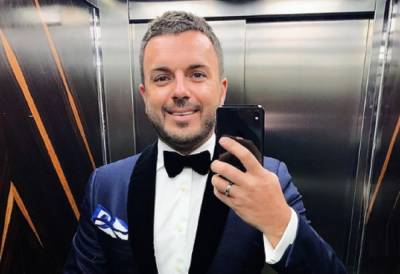 Григорий Решетник - Ведущий "Україна має талант" Решетник взволновал фанатов перекошенным лицом: "Теща приехала?" - sport.politeka.net - Україна