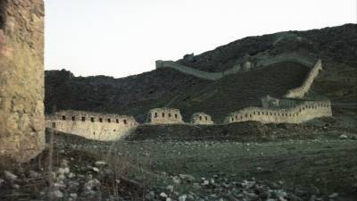 Стена крепости имама Шамиля обрушилась из-за дождей в дагестанском Гунибе - 5-tv.ru - респ. Дагестан