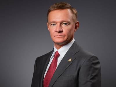 Роман Старовойт - В Курской области районы, отстающие по темпам вакцинации от коронавируса, лишат средств на ремонт дорог - rosbalt.ru - Курская обл.