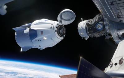 Россия договаривается о полетах космонавтов на Crew Dragon - korrespondent.net - Москва - Россия - США - Украина