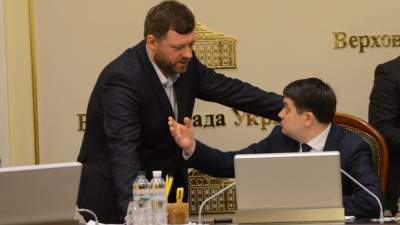 Дмитрий Разумков - Александр Корниенко - Разумков обвинил «слуг народа» в шантаже - sharij.net - Украина