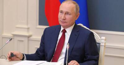 Владимир Путин - Путин назвал ошибочной политику краткосрочных газовых контрактов ЕС - ren.tv - Россия - Европа