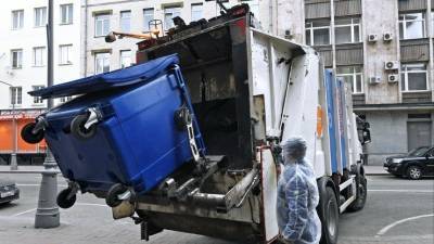 В российских регионах завышают цены на вывоз мусора - 5-tv.ru - Красноярский край - Ульяновская - Курганская обл.