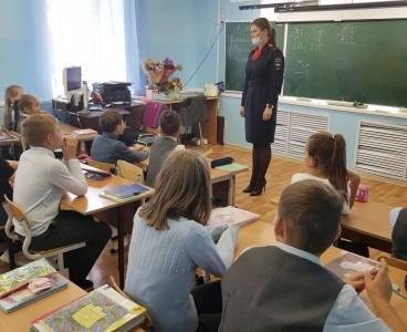 В Кунгурском округе сотрудники полиции провели правовые уроки для школьников и студентов - iskra-kungur.ru - Пермь