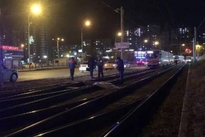 Андрей Симановский - Симановский оплатил похороны девочки, погибшей под колесами трамвая - eburg.mk.ru - Екатеринбург