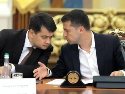 Дмитрий Разумков - Зеленский был против отправки законопроекта об олигархах в Венецианскую комиссию – СМИ - gordonua.com - Украина