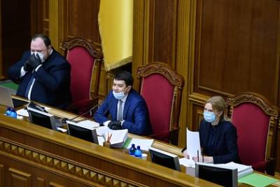 Владимир Зеленский - Дмитрий Разумков - Глава Верховной Рады назвал владение офшорами принципом украинской власти - lenta.ru