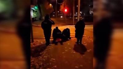 Появились кадры задержания одного из фигурантов дела об избиении мужчины в метро - vm.ru