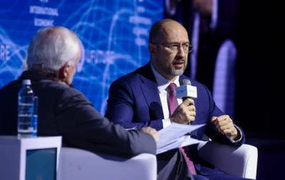 Денис Шмыгаль - Шмыгаль рассказал о строительстве первого автобана в Украине - korrespondent.net - Украина
