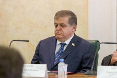 Владимир Зеленский - Владимир Путин - Владимир Джабаров - Сенатор Джабаров назвал встречу Путина и Зеленского в ближайшем будущем нереальной - argumenti.ru - Россия - Украина - Киев - Крым