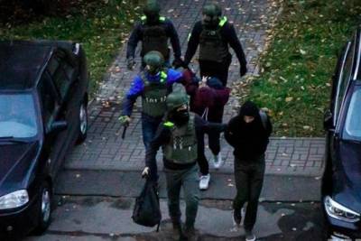 В Беларуси задержали около 140 человек из-за комментариев о смерти сотрудника КГБ - rupor.info - Белоруссия