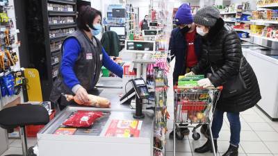 Виктор Евтухов - В Минпромторге прокомментировали ситуацию с ценами на продукты - russian.rt.com - Россия