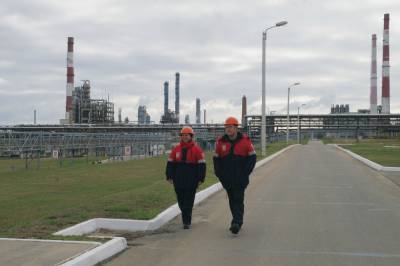 Вагит Алекперов - «Лукойл» вложит 300 млрд рублей в развитие завода в Буденновске - etokavkaz.ru - Россия - Ставрополье - Буденновск
