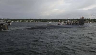 Американская подводная лодка при погружении столкнулась с неизвестным объектом - znak.com - США - state Connecticut