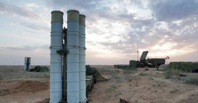 Йенс Столтенберг - Защита от США: жители Турции посоветовали натовцам закупить С-400 - ren.tv - Россия - США - Турция - Анкара