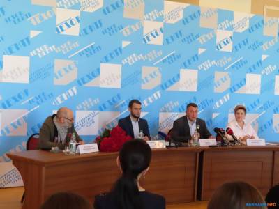 Александр Агеев - Чехов-центр готовится открыть сезон - sakhalin.info - Москва - Римская Империя