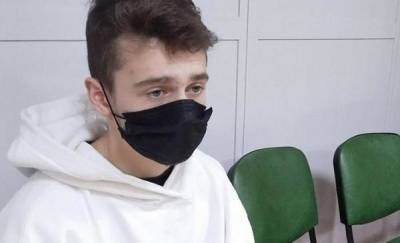 В Тюмени осудили одного из пранкеров за «ограбление» бабушки на остановке - news.megatyumen.ru - Тюмень