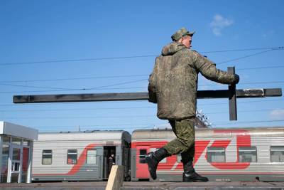 В ЗАТО Свободный, где умерли два срочника, прапорщик избивал солдат - znak.com