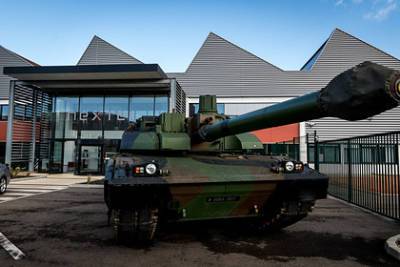 Французский танкист раскрыл секрет танка Leclerc на форуме российской игры - lenta.ru - Англия