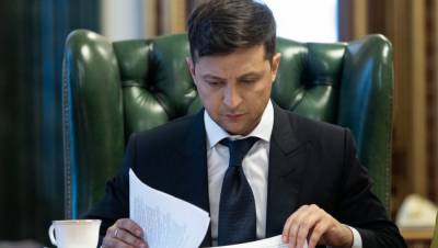 Владимир Зеленский - Андрей Ермак - Зеленский подписал указ о помиловании 31 осужденного защитника Украины - sharij.net - Украина