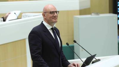 Дмитрий Чернышенко - Чернышенко: Оформлять все документы онлайн россияне смогут к 2024 году - actualnews.org - Россия