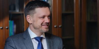 «Схемы» опубликовали расследование об «Укрэксимбанке» - sharij.net - ДНР