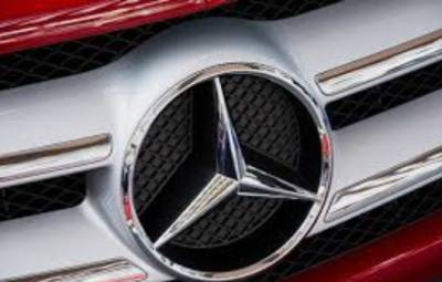 Продажи Mercedes-Benz в 3-м квартале упали на 30,5% из-за дефицита полупроводников - take-profit.org - Германия