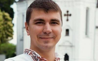 Антон Поляков - Умерший нардеп Поляков заявлял, что «слугам» раздавали деньги после голосования за закон об олигархах - hubs.ua - Украина