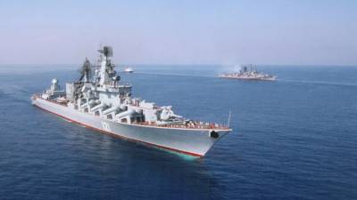 Боевые расчёты ЧФ уничтожили корабли условного противника в Чёрном море - russian.rt.com - Москва - Крым - Севастополь