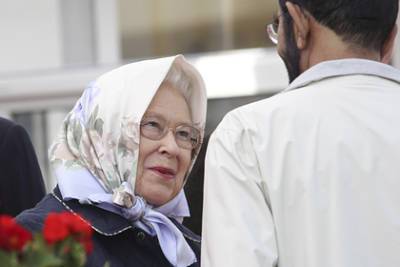 Елизавета II - шейх Мохаммед - Эмир Дубая взломал телефон бывшей жены и подставил королеву Елизавету II - ivbg.ru - Украина - Англия - Лондон