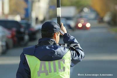 В Курганской области пьяный водитель пытался откупиться от полиции за 200 тысяч рублей - kikonline.ru - Россия - Курганская обл.