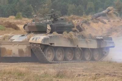 Антон Алиханов - Калининградский губернатор Алиханов заявил о приготовлениях Польши к переброске танков - mk.ru - Москва - Польша - Калининград - Варшава - Калининградская обл.