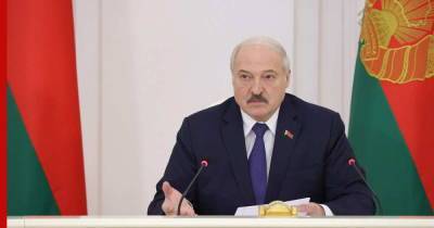 Александр Лукашенко - Лукашенко вспомнил рецепт бутерброда с сахаром и грязью - profile.ru - Белоруссия