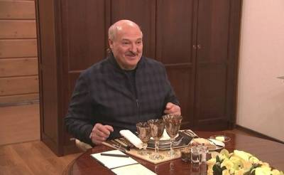 Александр Лукашенко - Президент Белоруссии предложил выпускать продукцию под брендом «ЯБатька» - gazeta.a42.ru - Белоруссия