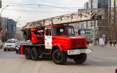 Густаво Зырянов - Газовые баллоны эвакуировали из горящего кафе в Ленинском районе Новосибирска - sib.fm - Новосибирск - Новосибирская обл. - район Ленинский, Новосибирск