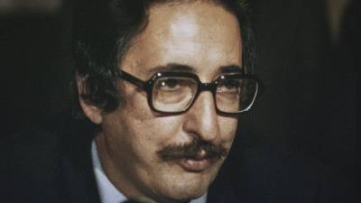 В Париже скончался первый президент Ирана - vchaspik.ua - Украина - Франция - Париж - Иран