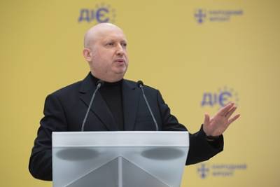 Владимир Зеленский - Владимир Путин - Александр Турчинов - На Украине предрекли капитуляцию страны после встречи Путина и Зеленского - lenta.ru - Россия - Украина - Киев